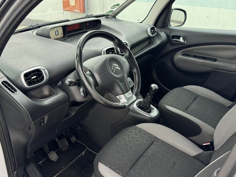 Citroen C3 Picasso 1.4 benzyna 95km Klima bez rdzy Oplacony z Niemiec