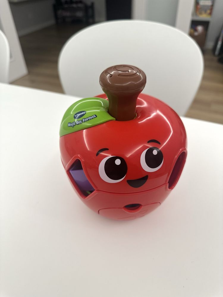 Brinquedo Maçã das Formas VTech