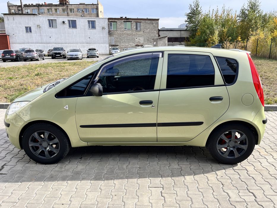 Продам автомобіль Mitsubishi Colt