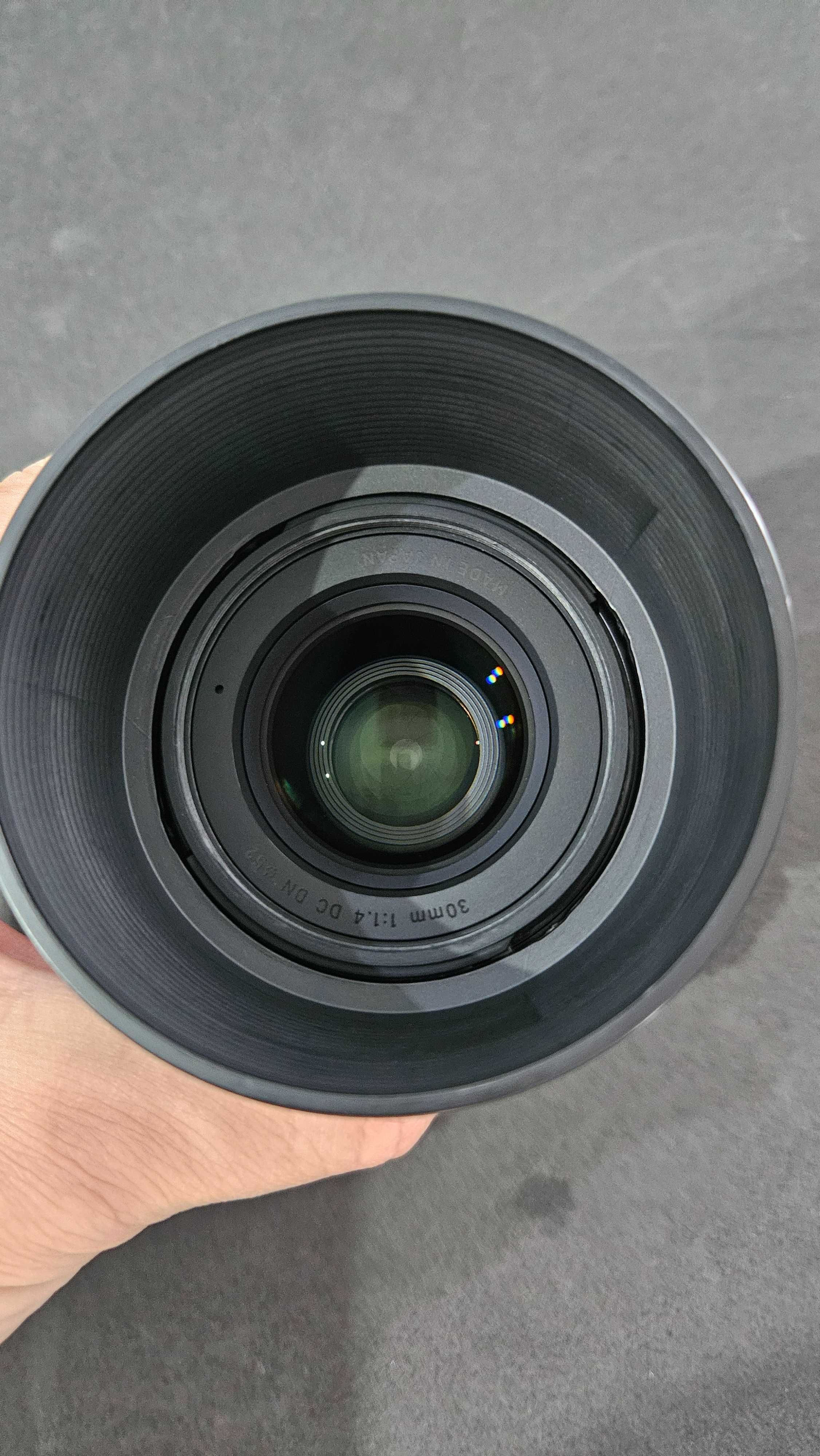 Sigma 30mm F/1.4 DC DN (Sony E-Mount)