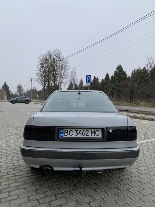 Ауді 80 b4 1993 2.0