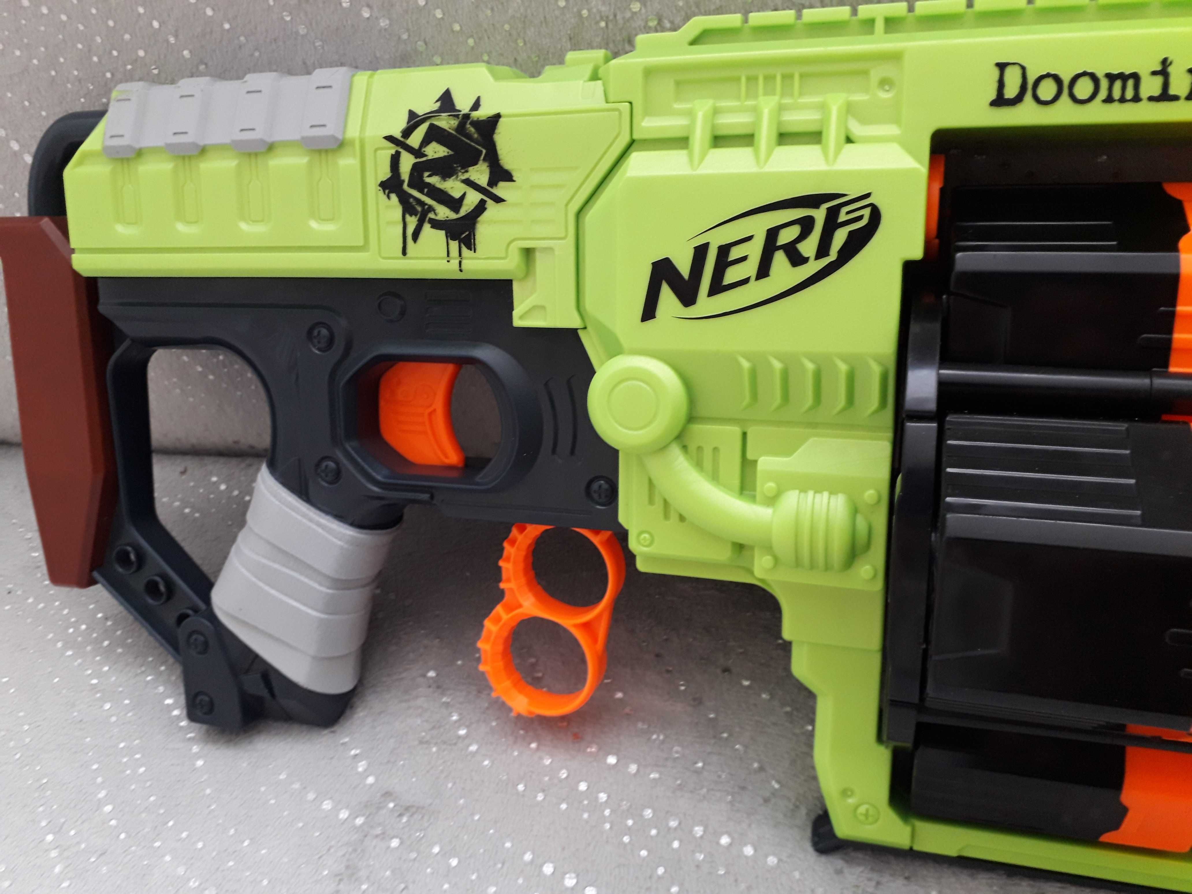 Pistolet NERF Doominator Z zombie strike +30 strzałek