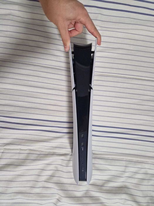 Playstation 5 - Com 2 comandos