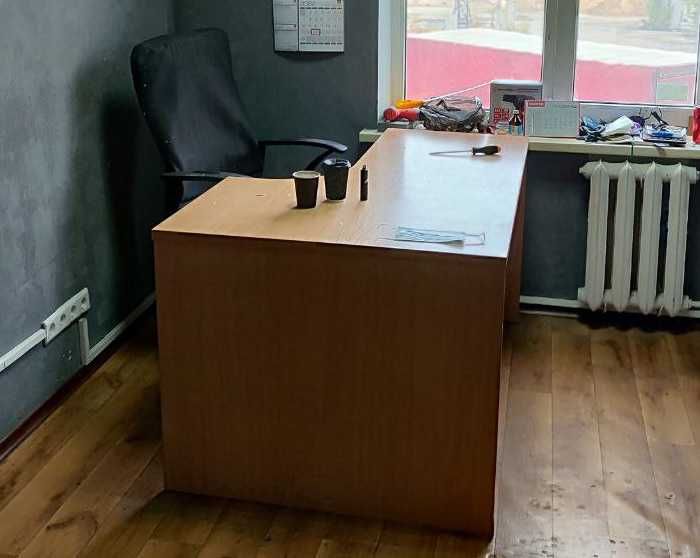Стол офисный угловой
