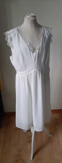 Sukienka biała z żorżety