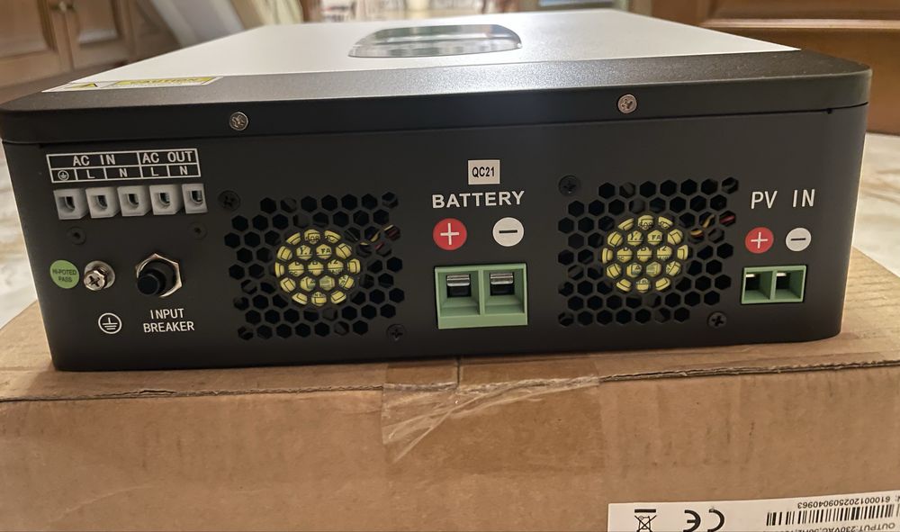 Інвертор гібридний 12 W 1,8 кВт Резервне живлення