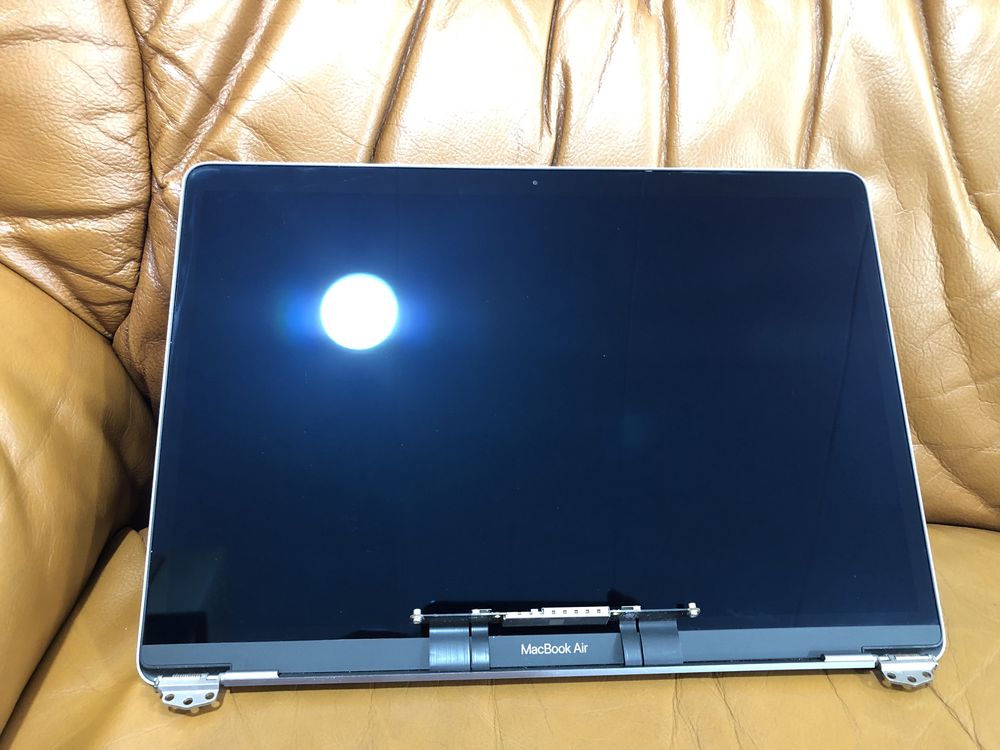 a1932 macbook lcd екран топкейс тачрад батарея