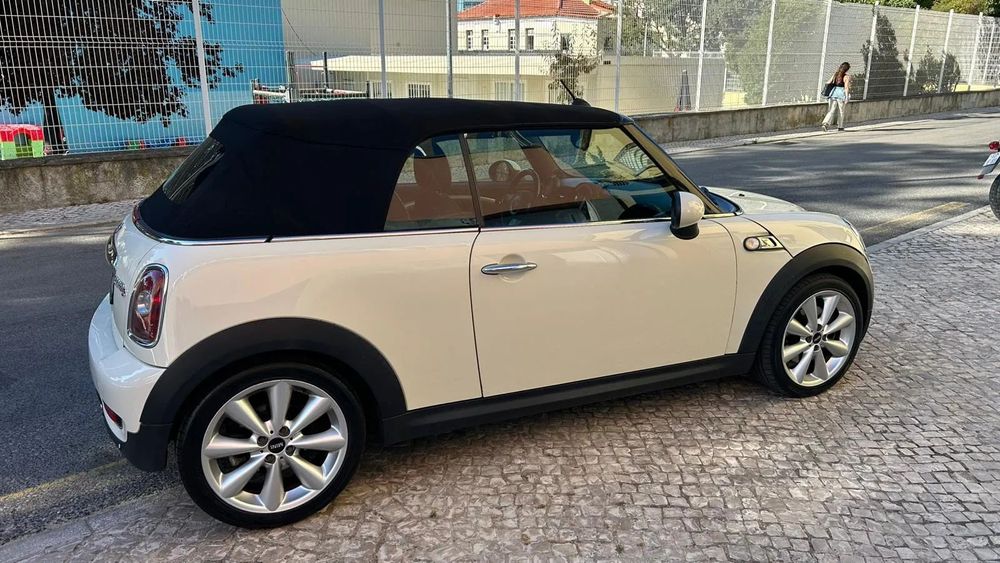 MINI Cabrio Cooper S