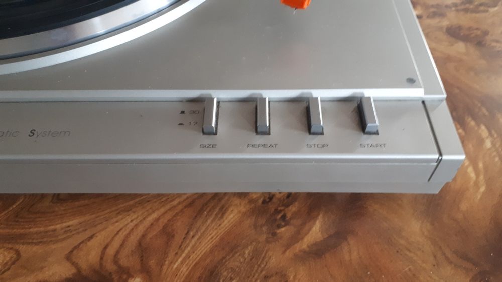 Продам програвач вініла Саба PSP-180.