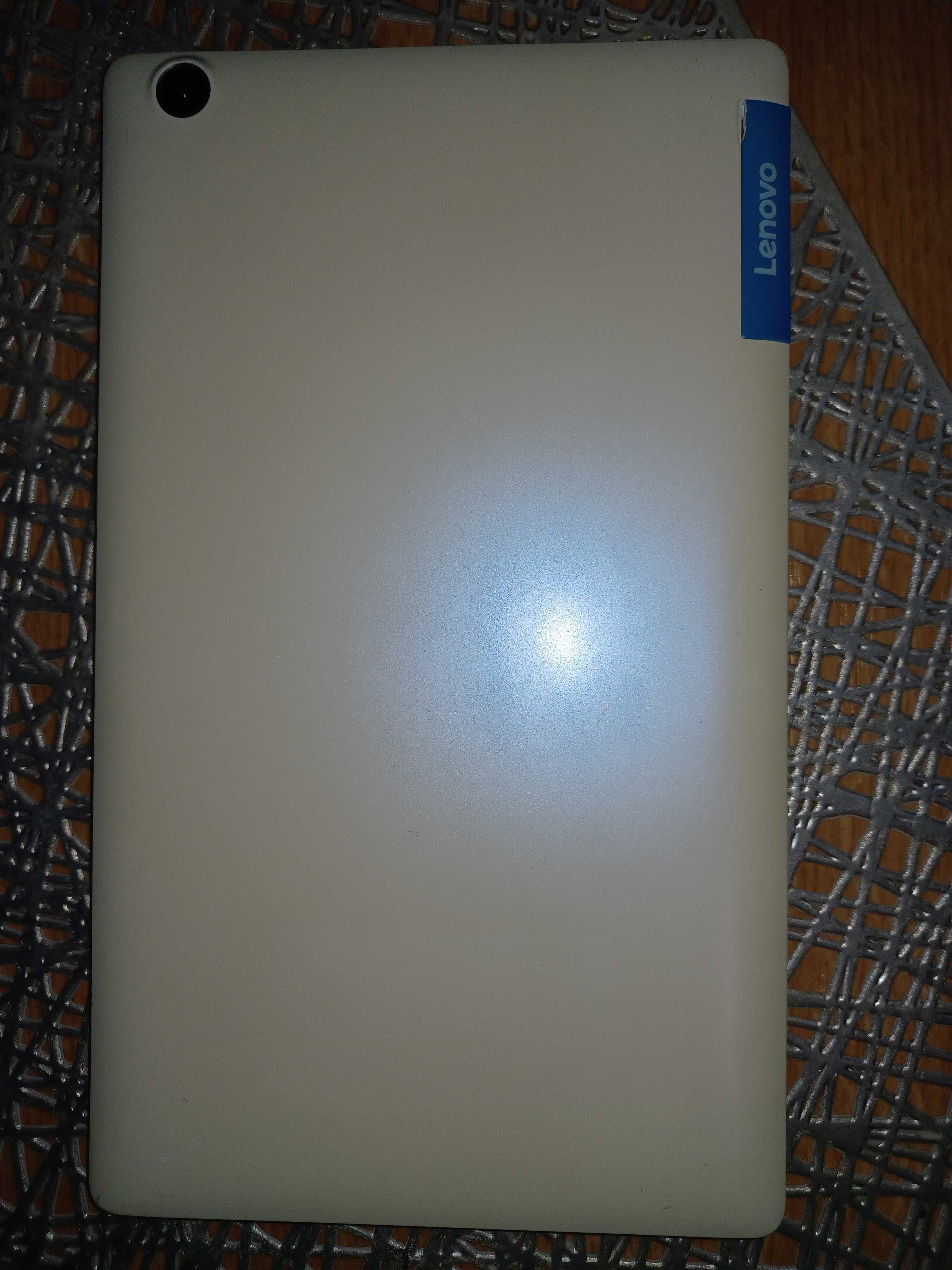 Tablet LenowoPad  TB3 8 cali