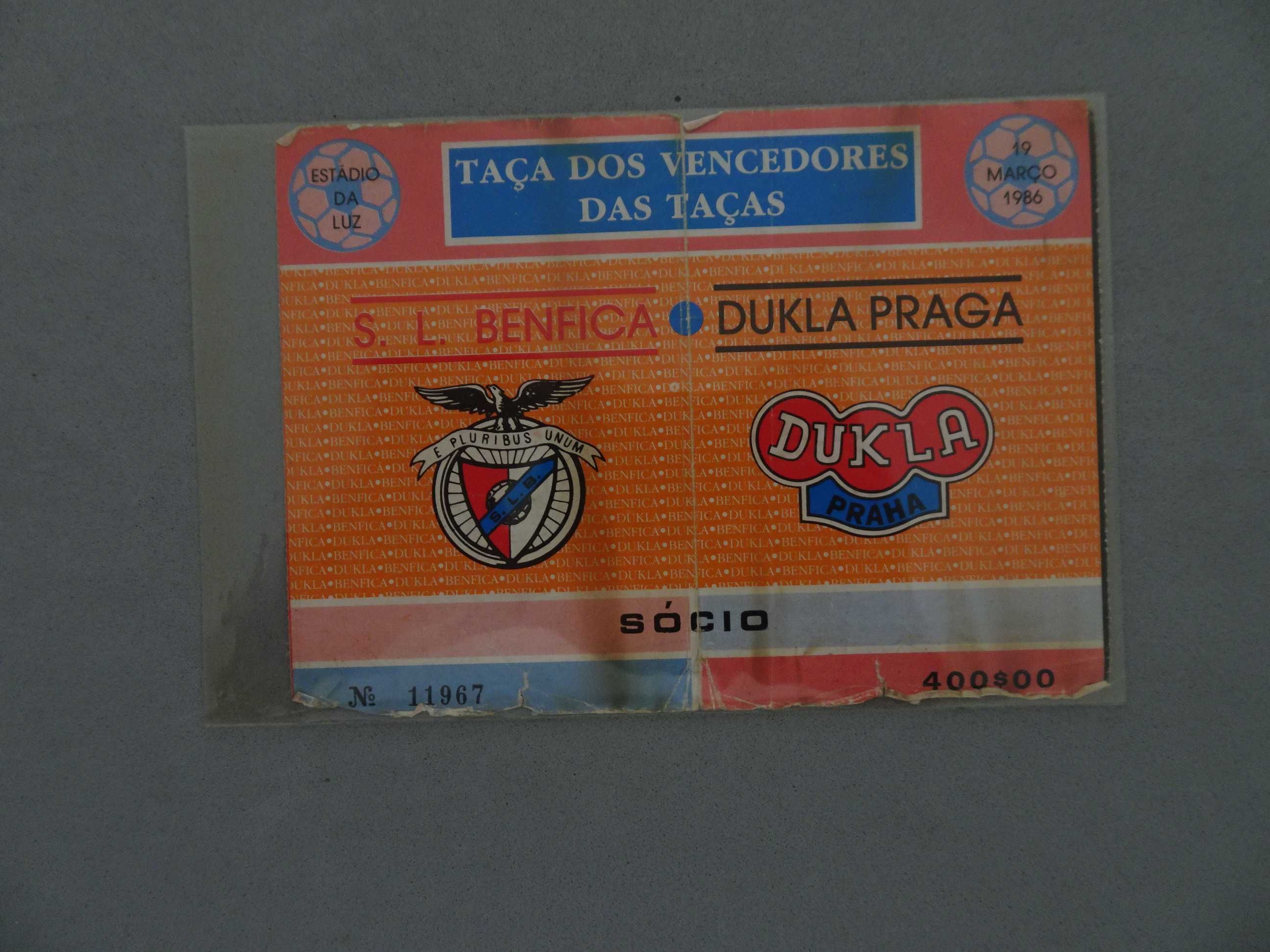 Bilhete  Futebol Benfica Dukla Praga Taça Vencedores das Taças 86