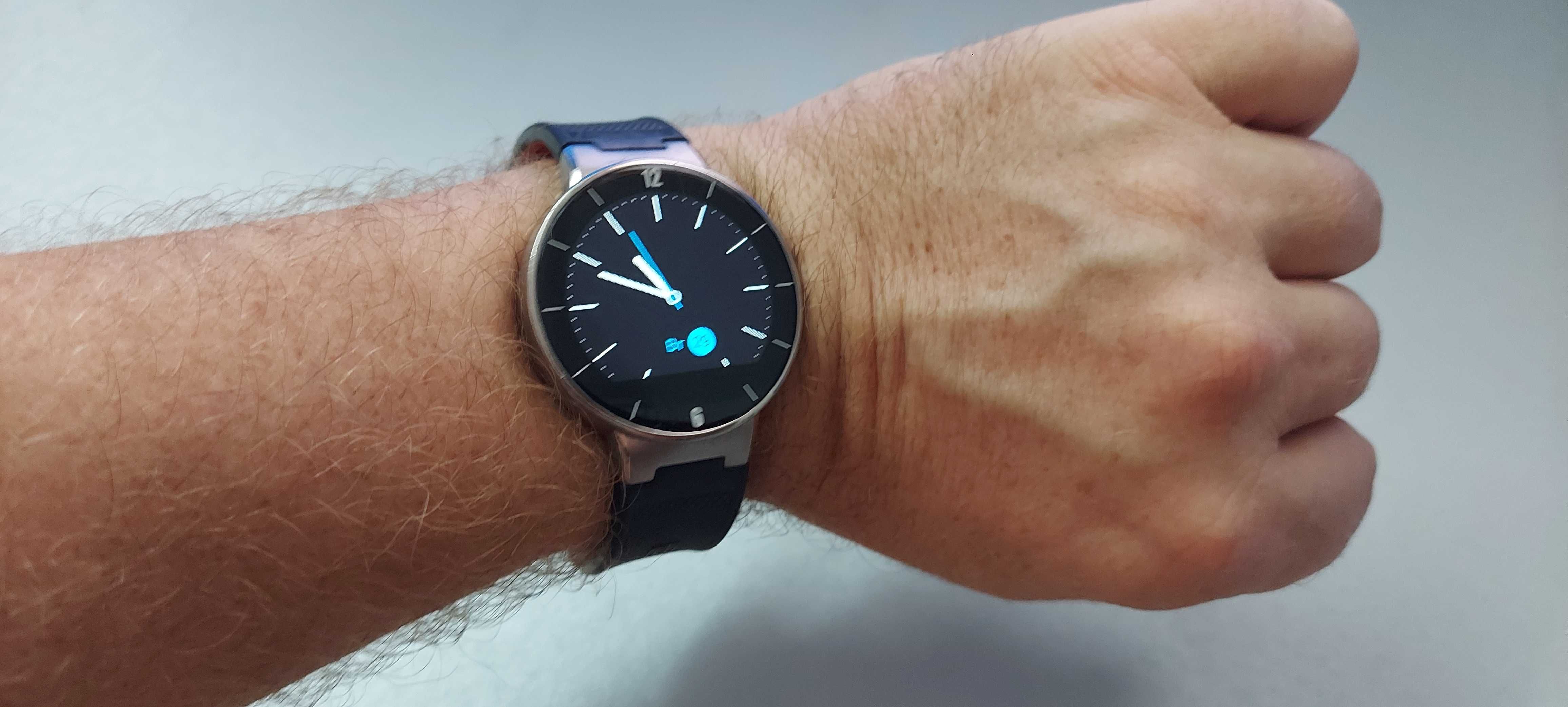 Смарт-часы Alcatel Watch SM-02 Black