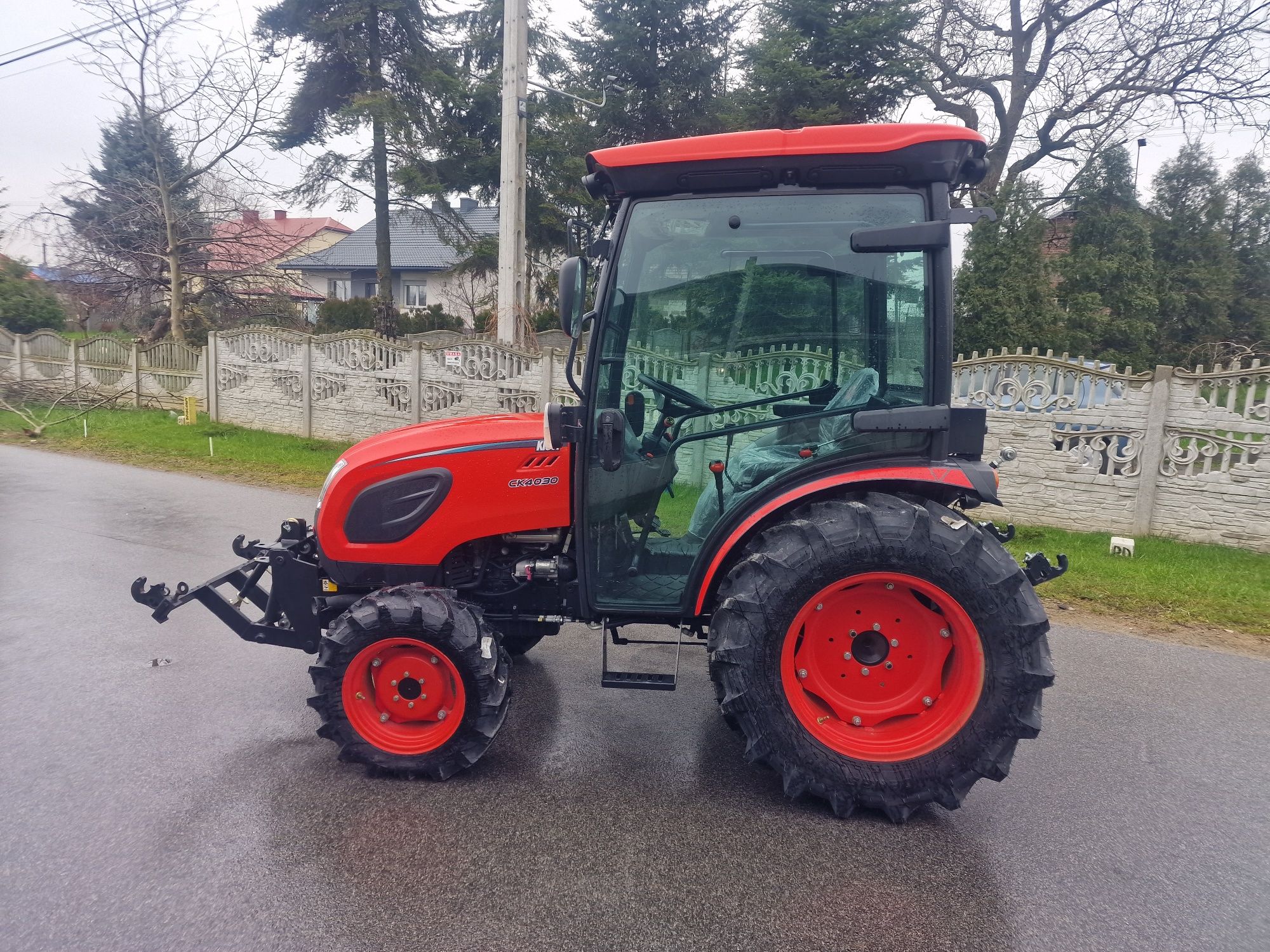 Traktor Kioti CK40 30 fabrycznie nowy