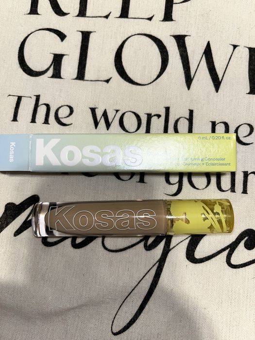 Kosas Revealer Concealer Super Creamy + Brightening Concealer