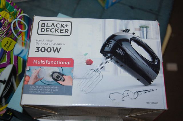 nowy mikser reczny BLACK&DECKER 300 watt