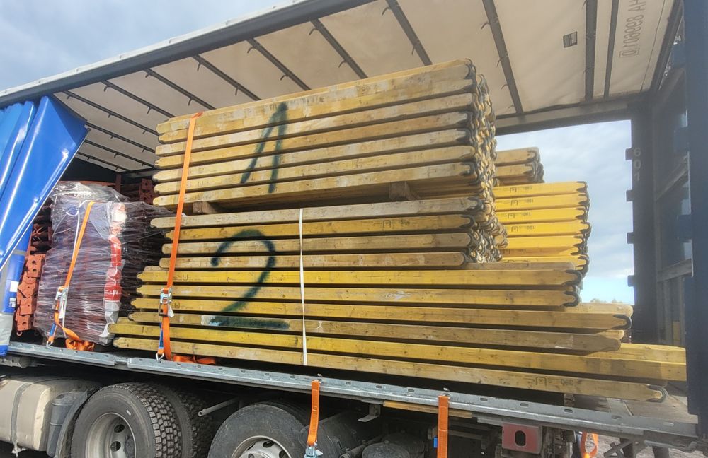 Stemple używane Podpory Stropowe Głowice Trójnogi Płyty Topolowe Doki