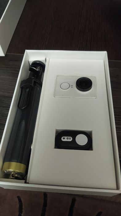 Yi action camera kit екшен-камера