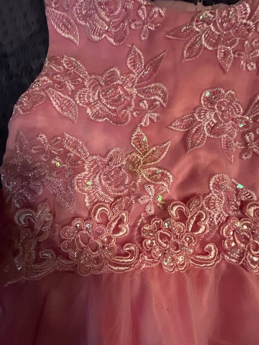 Дитяча святкова сукня