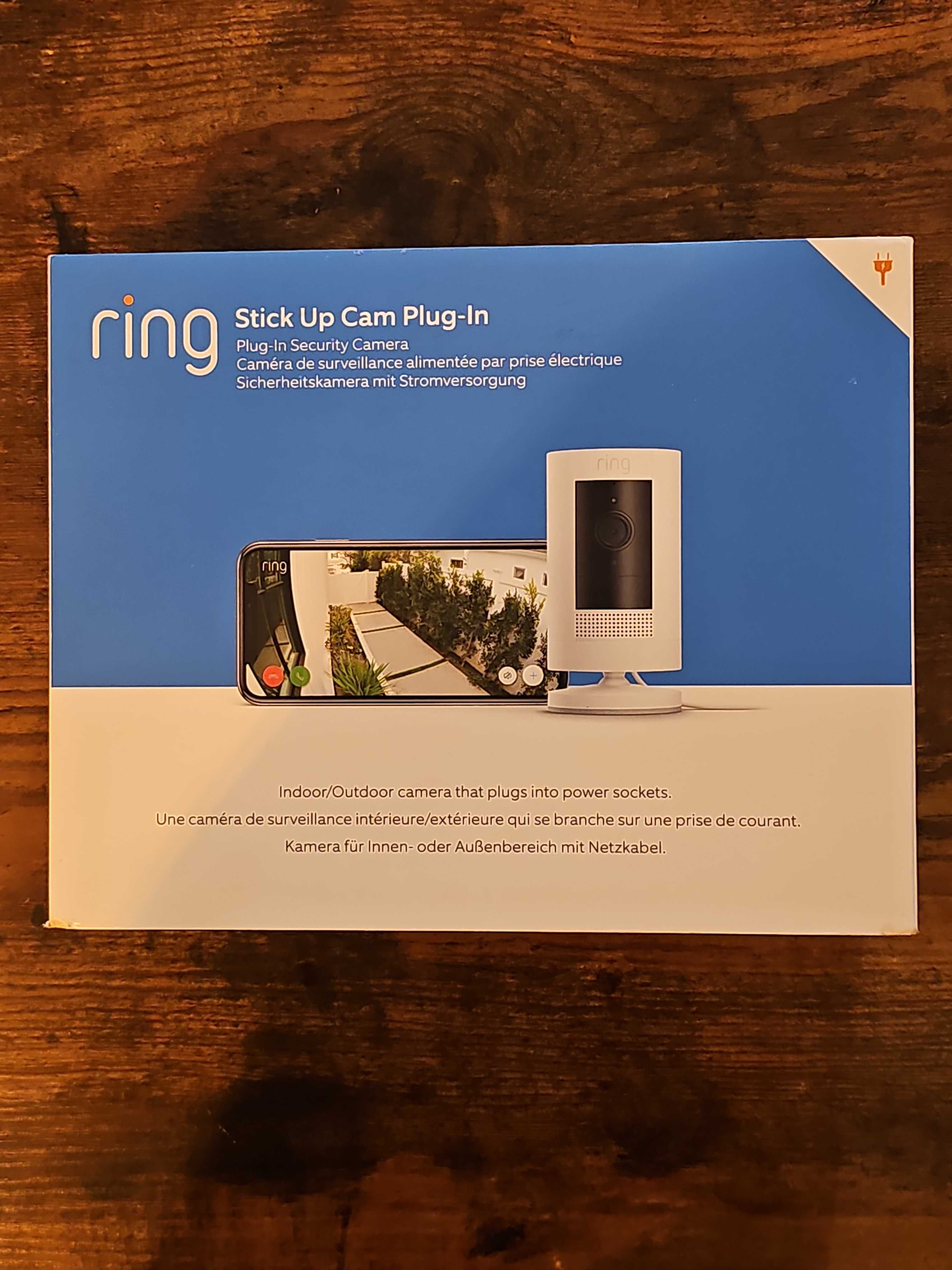 Ring Stick Up Cam Plug-In - White