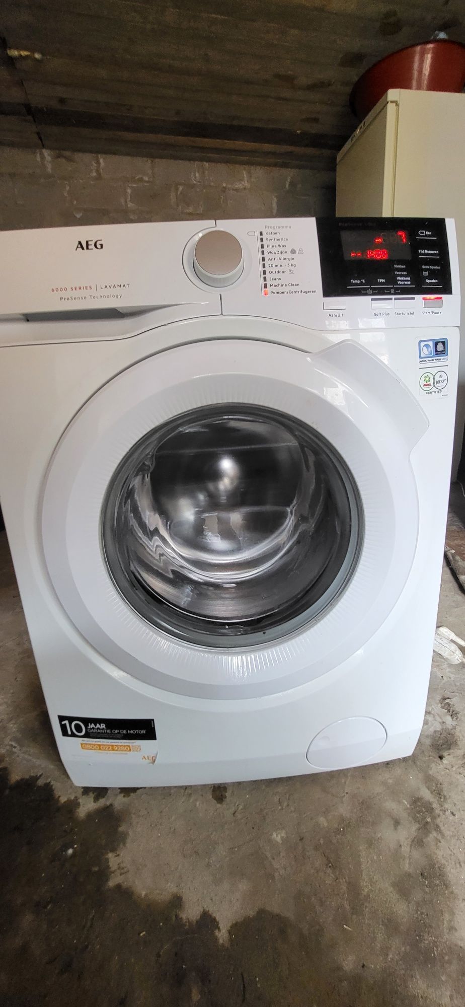 Пральна стиральна машина AEG 6000  8kg