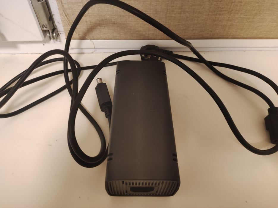 Xbox 360(повний комплект)