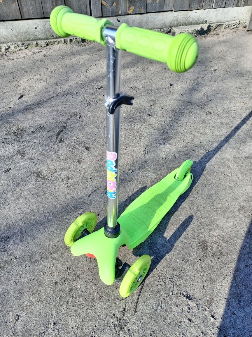 Самокат дитячий трьохколісний ScooTer