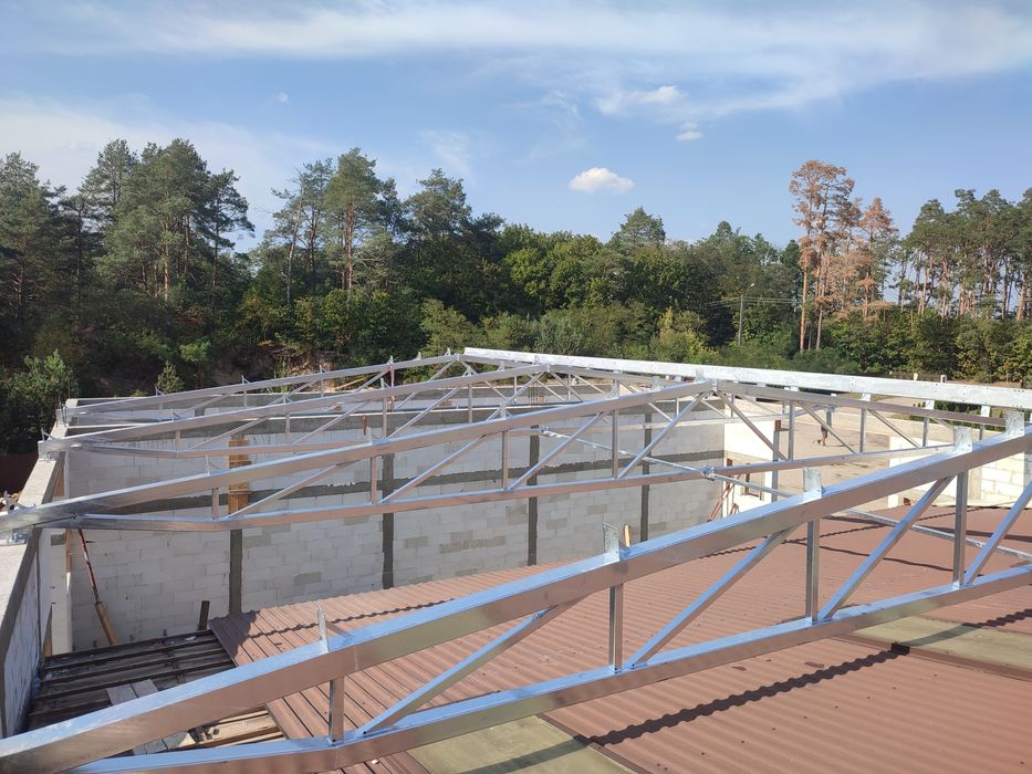 Konstrukcje stalowe. Garaże, wiaty, obory.