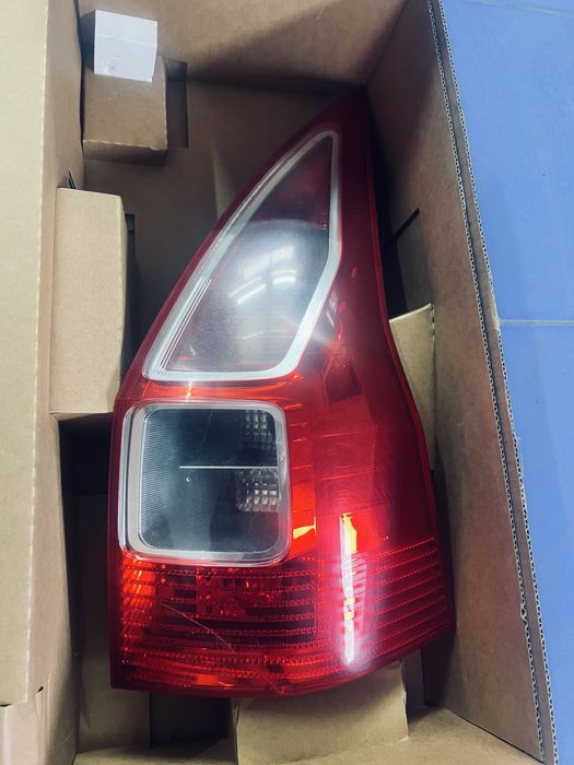 Продам ляду,стопак  меган 2 универсал