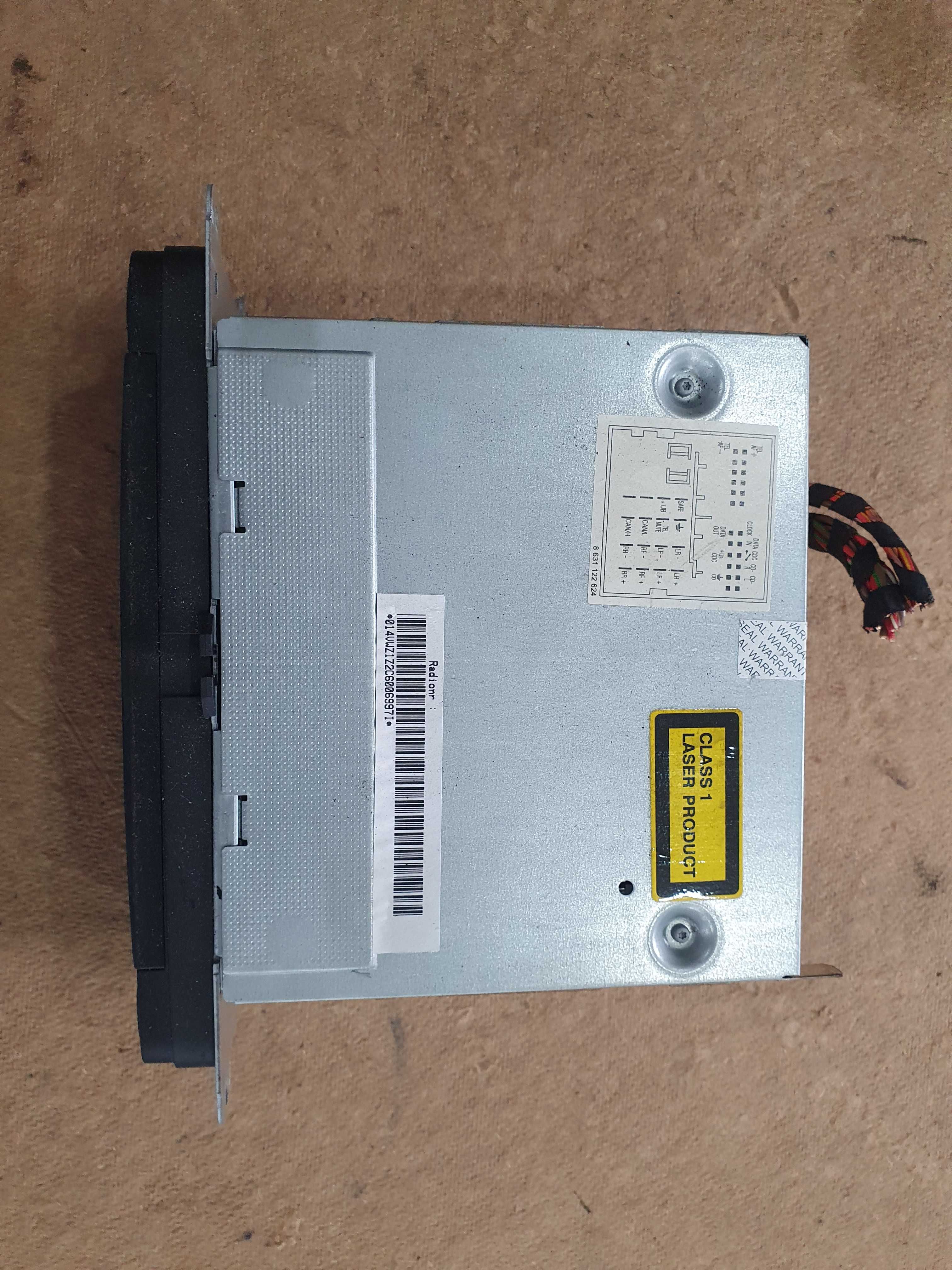 Radio oryginalne 2 din Vw Touran 04 rok sprawne