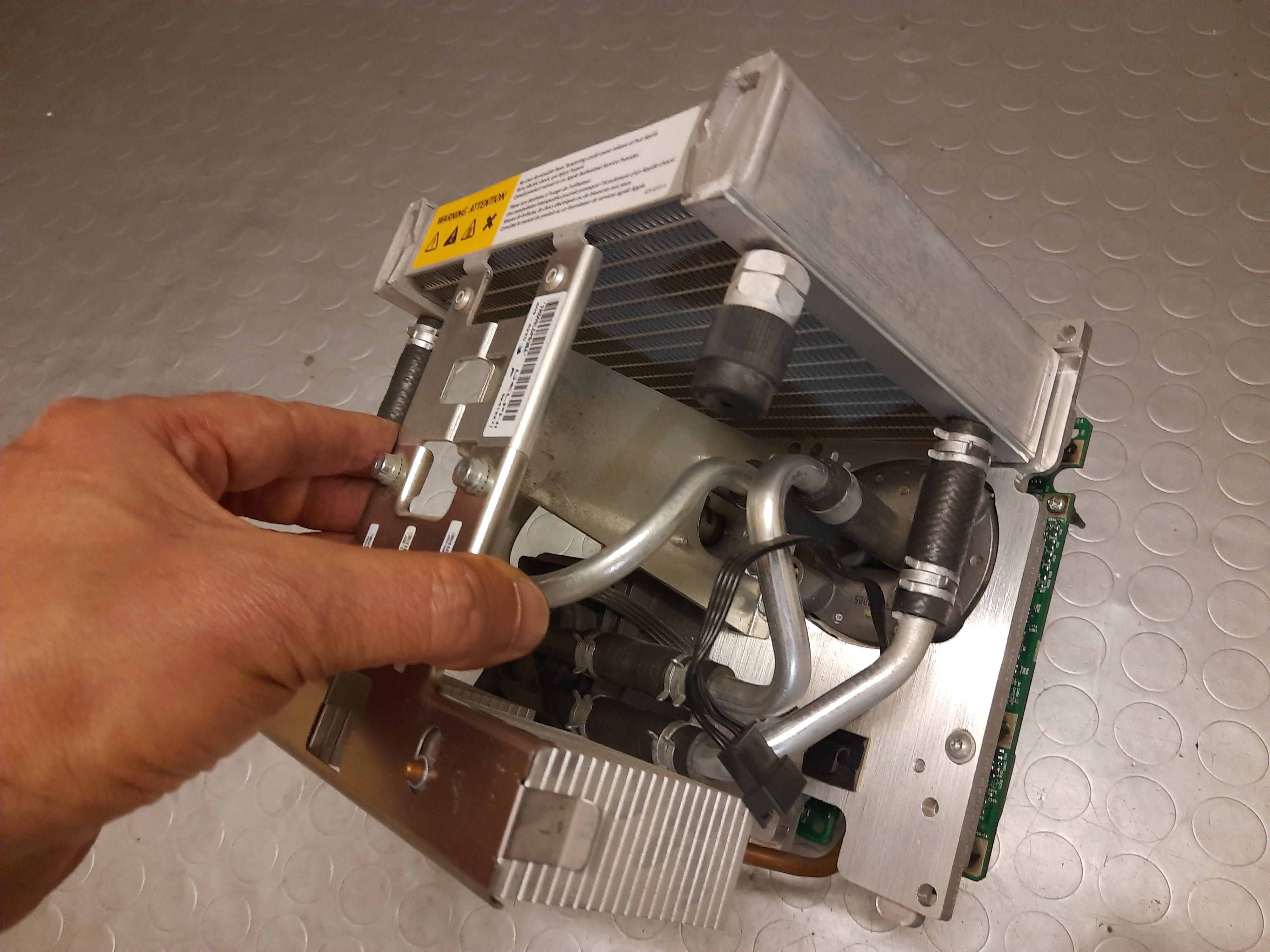 Apple PowerMac G5 - Rare Dual CPU top of line 2.7Ghz Watercooled