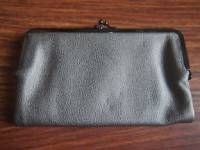 Carteira porta moedas e documentos Stradivarius