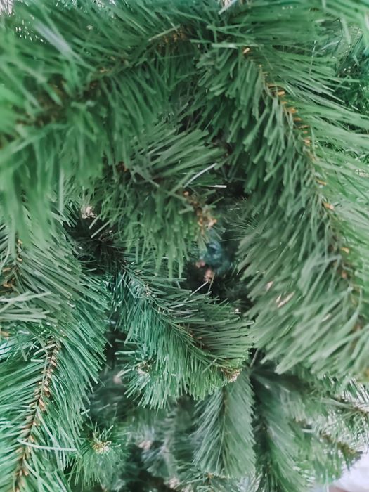 Сосна штучна продаю