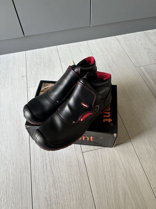 Buty urgent robocze wzmacniane z blachą