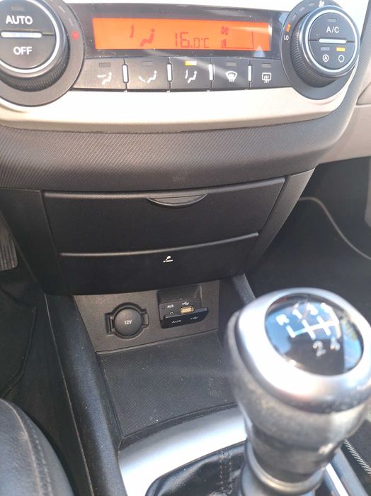 Kia Ceed CRDI 1.6 gasóleo