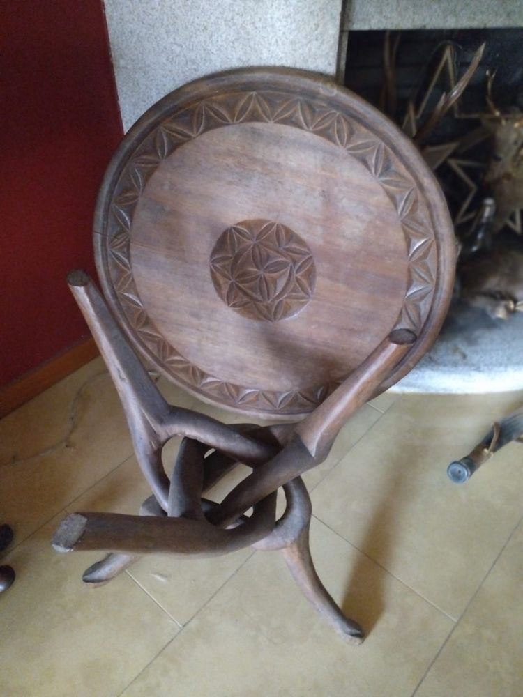 Mesa Estilo Indiano Trabalhada