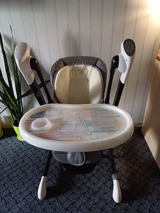 Крісло-гойдалка Cascata