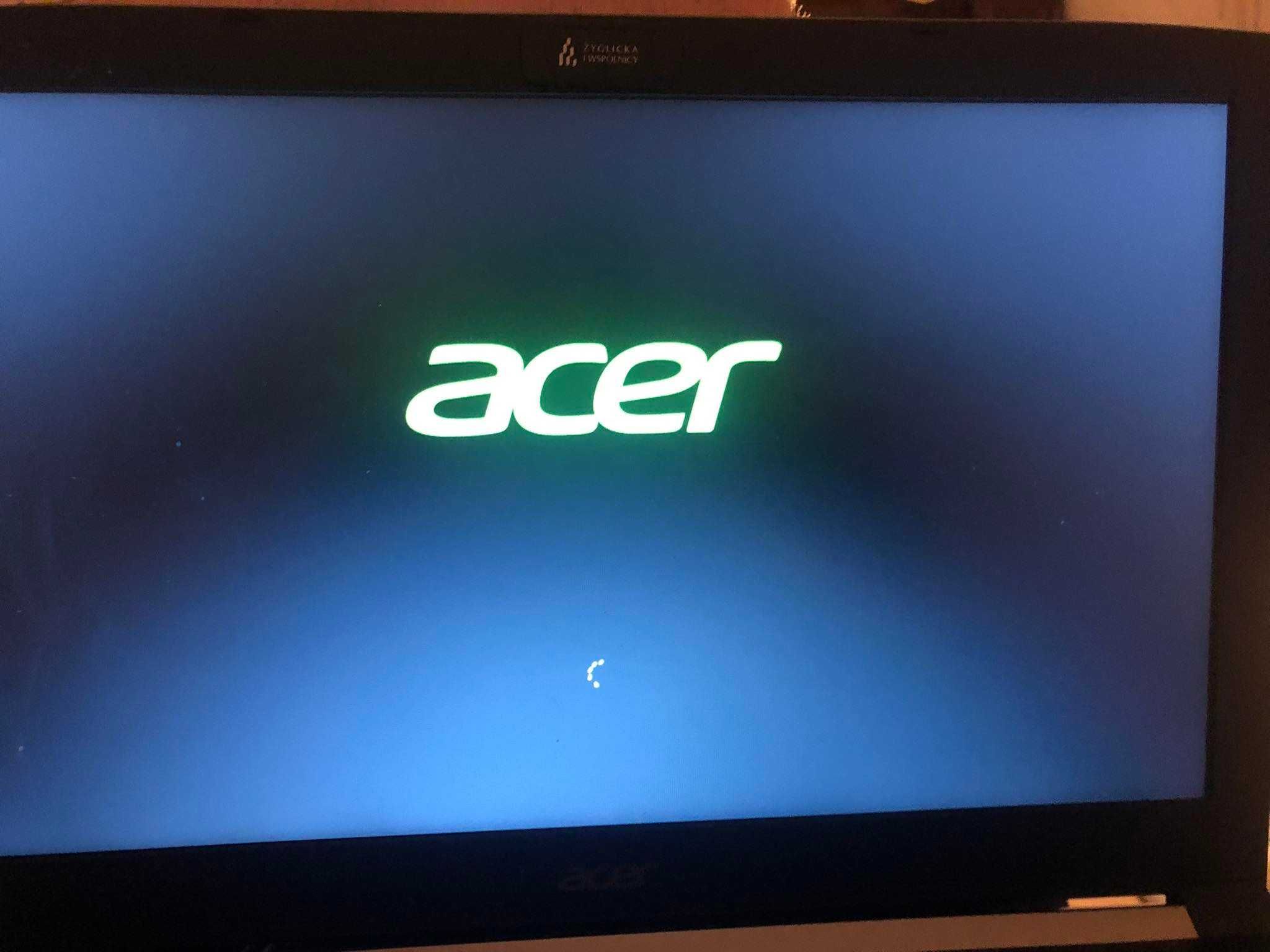 ACER ASPIRE 3 A515 A10-9620P 8 GB256SSD W10 RX540