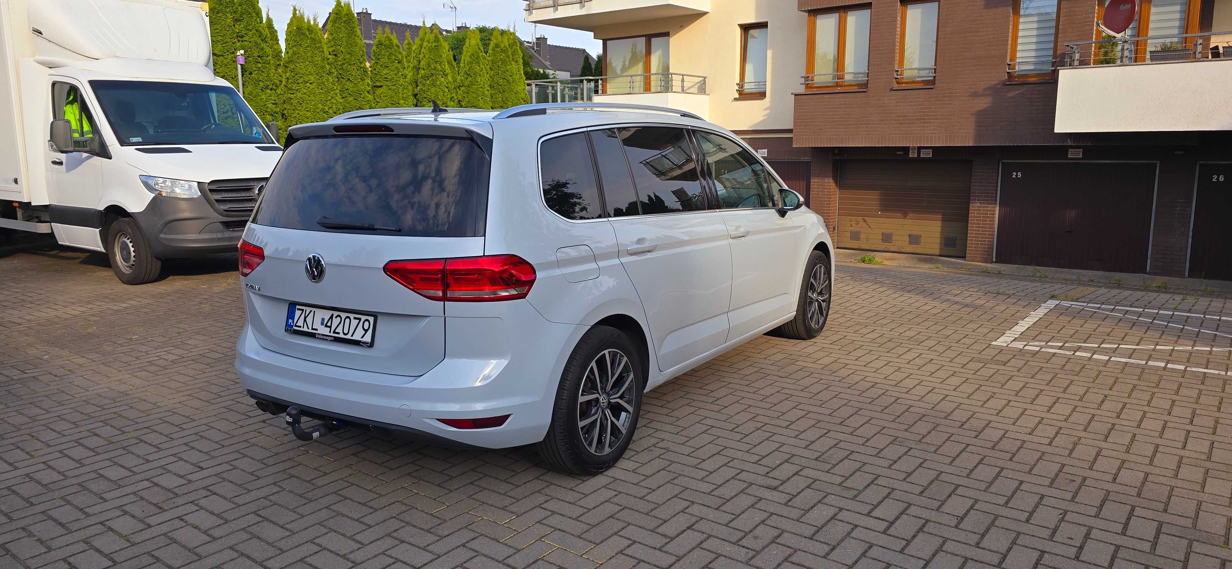 VW Touran III 2.0 TDI  wersja highline 2018