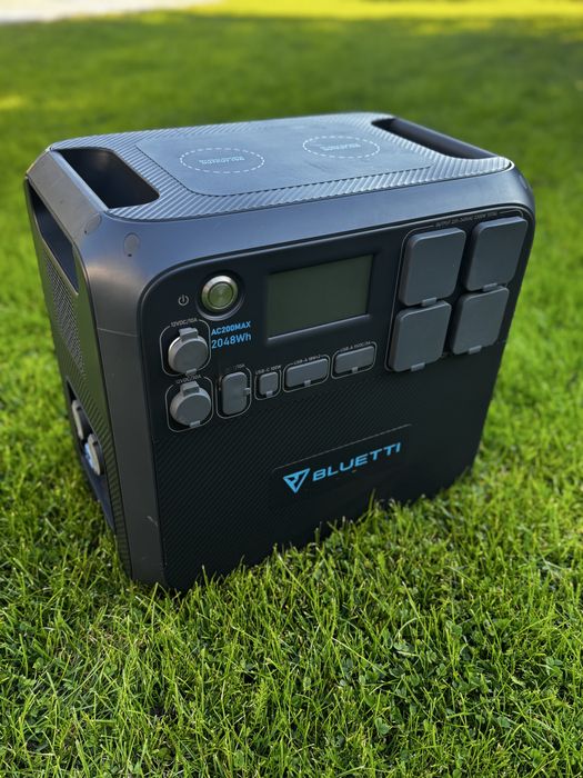 Bluetti ac200 max stacja ładowania powerbank