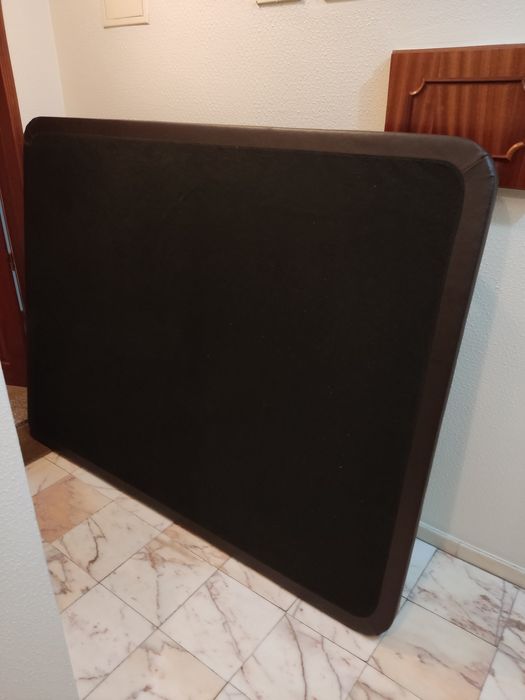 Estrado preto 190x150