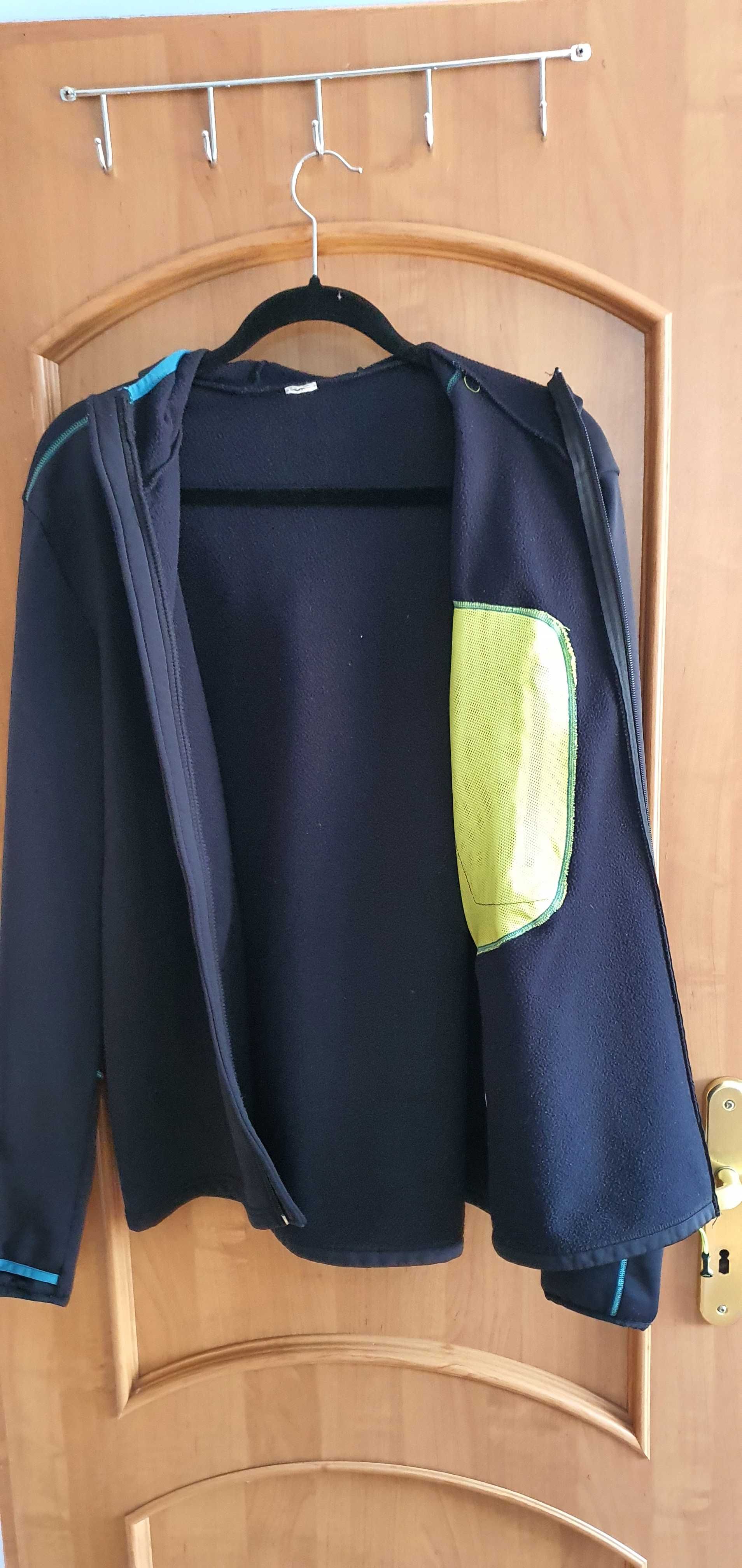 Kurtka softshell QUECHUA - czarna