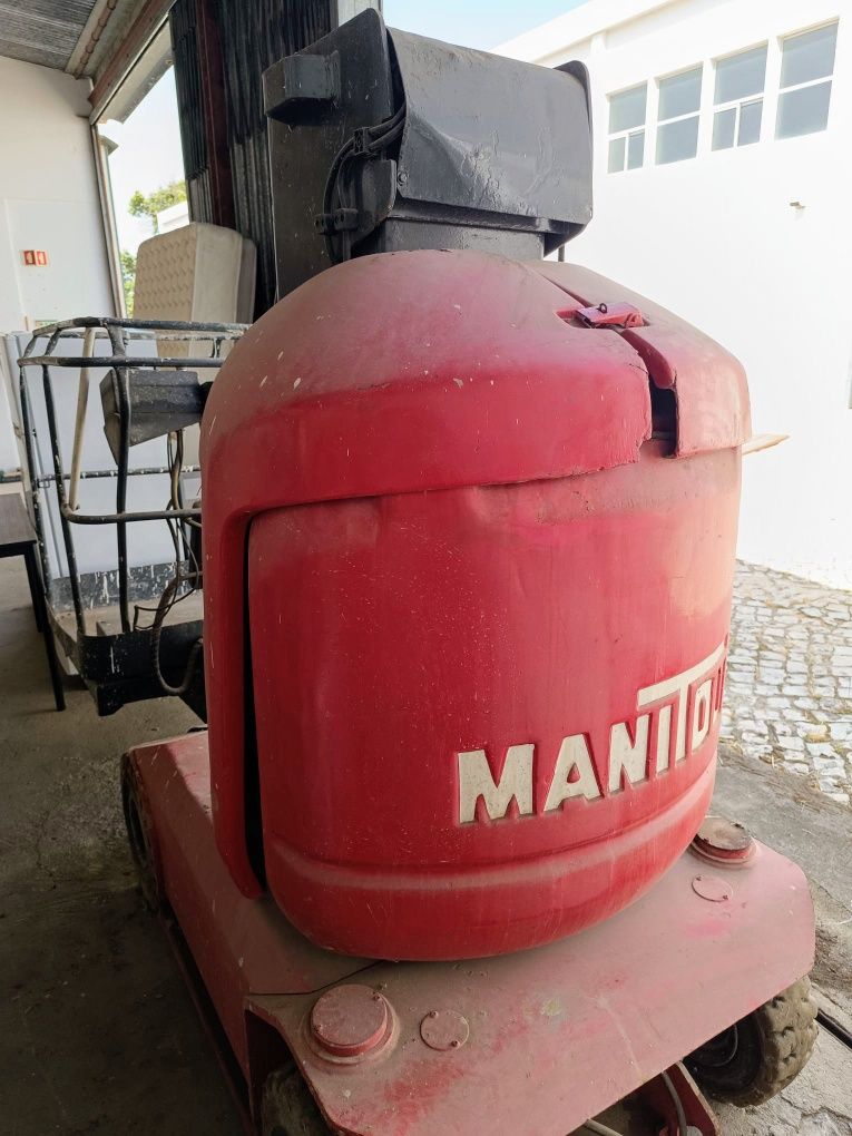 Plataforma Elevatória MANITOU-BF