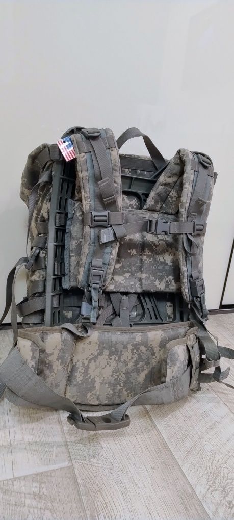 Продам основний рюкзак MOLLE II Large Rucksack колір ACU DIGITAL CAMO