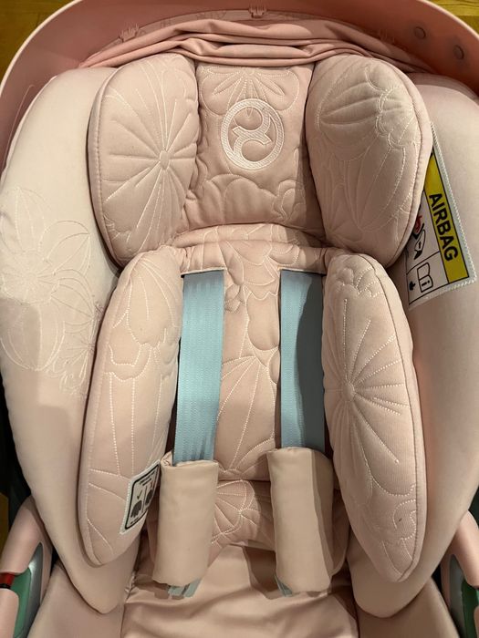 Cybex fotelik samochodowy Flowers różowy