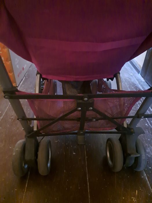 Wózek spacerowy dla dziewczynki