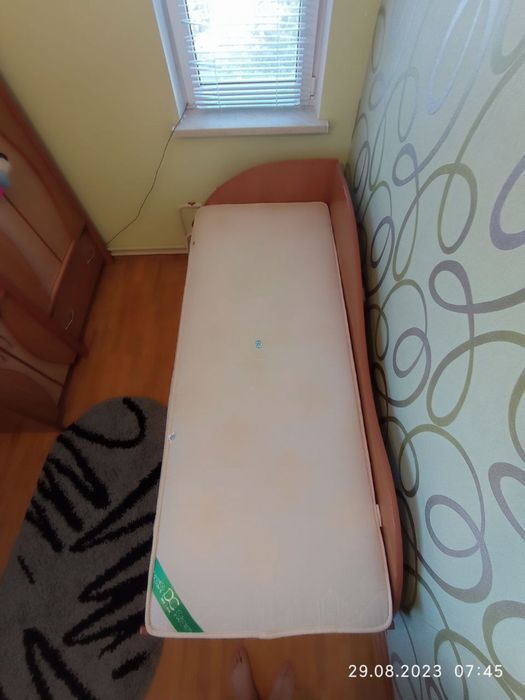 Продаю меблі для дитячої спальні