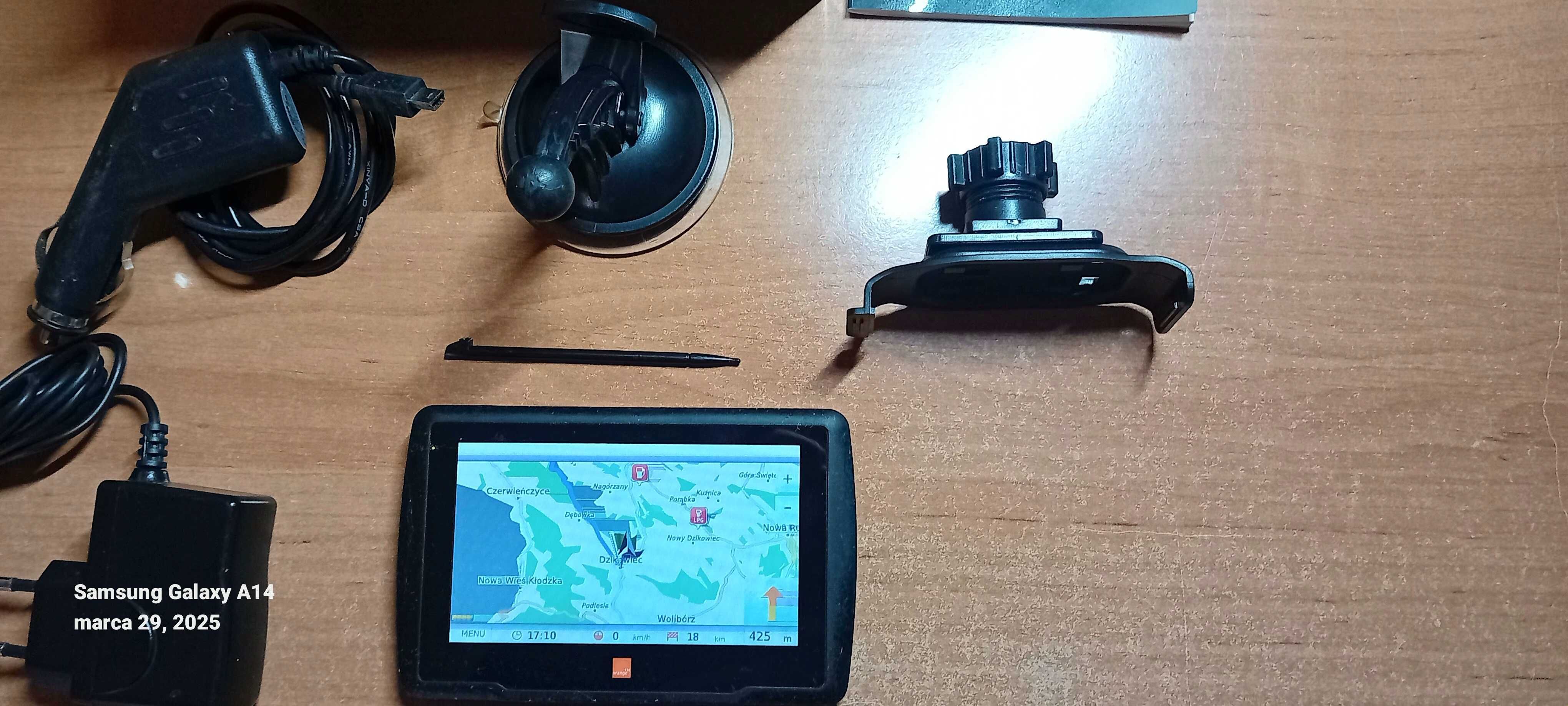 Nawigacja GPS FUNROAD 4.3 Komplet+ karta pamięci.
