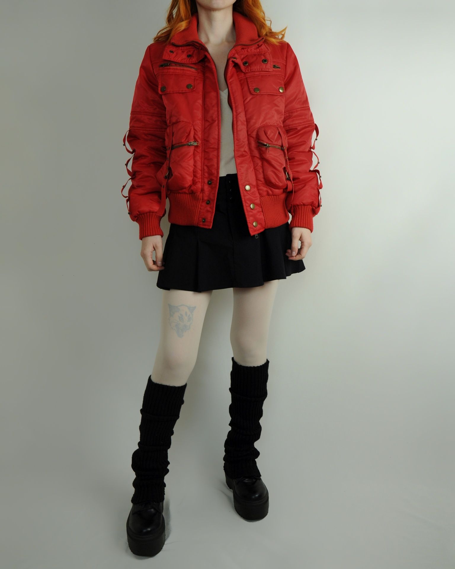 Куртка червона y2k ремінці накладні кишені карго пальто демісезон весн
