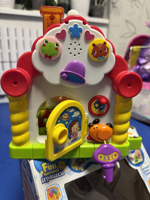 Іграшковий будинок теремок інтерактивний, сортер