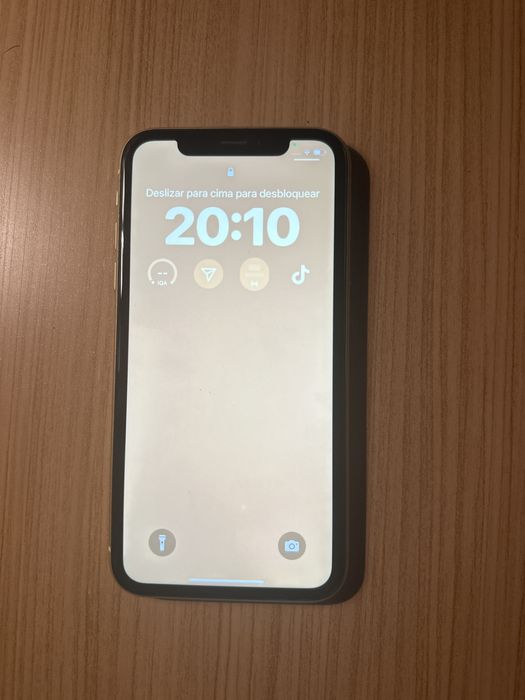 IPHONE XR 64g como novo sem danos e desbloqueado